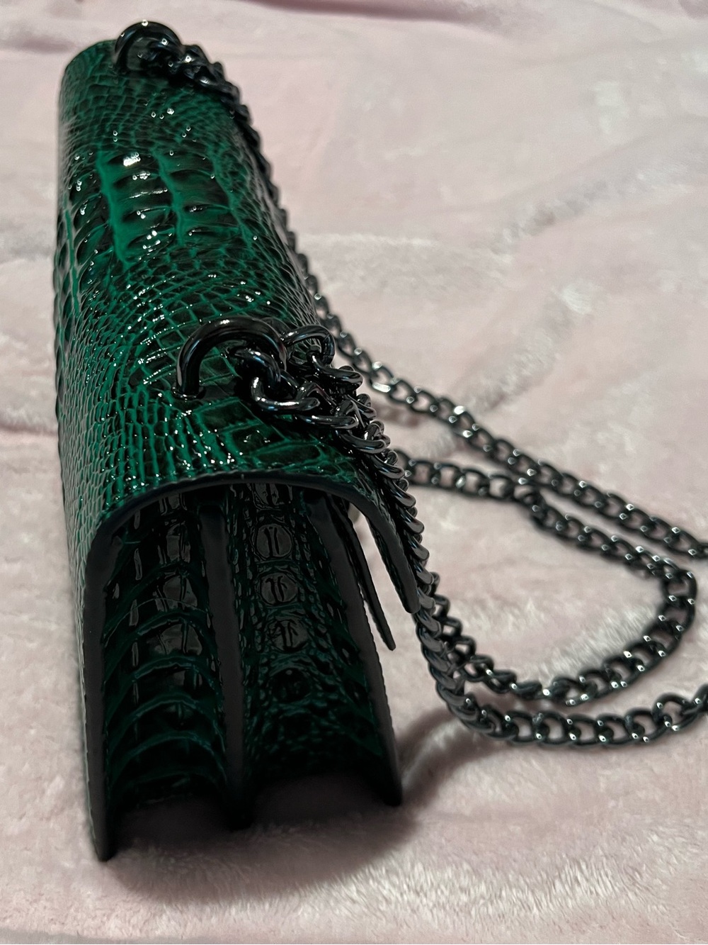 Green Croc-Embossed Chain Shoulder Bag - Picture 3 of 5